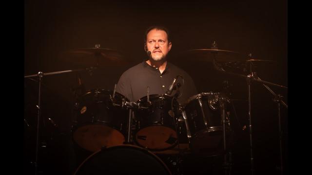 Jesus He Knows Me - Tribute Phil Collins